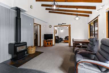 1212 Louie Street_3