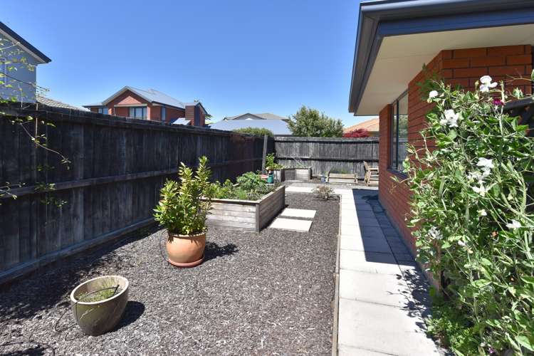 12 Croftwood Lane Harewood_18