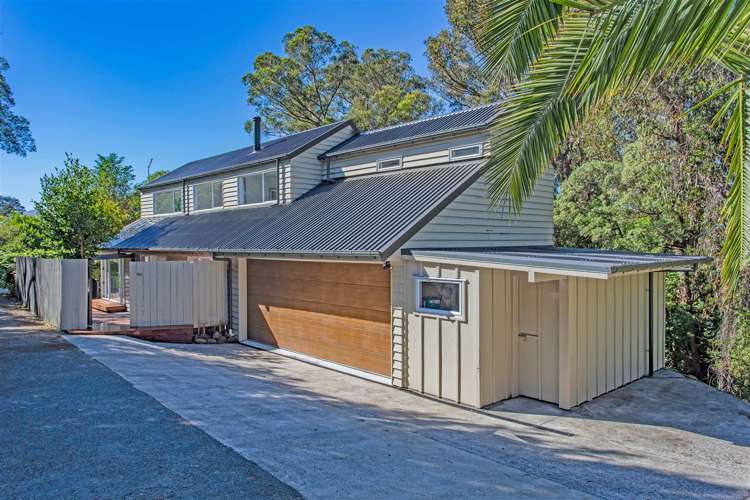 911 Governors Bay Road Governors Bay_1