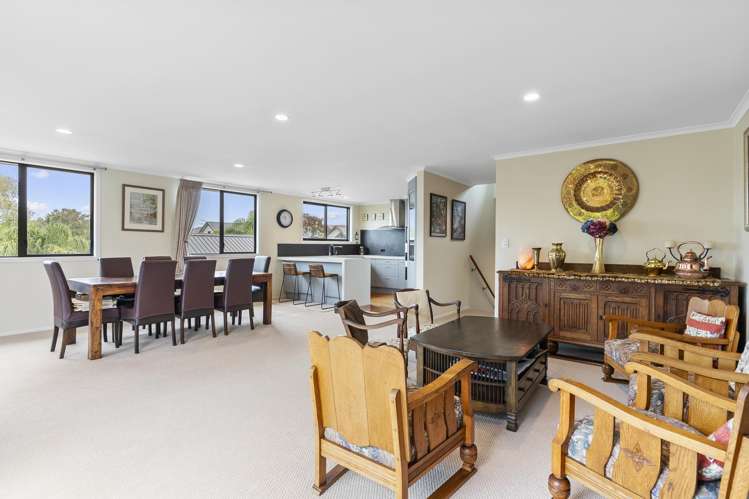 17 Blakewell Place Beachlands_12