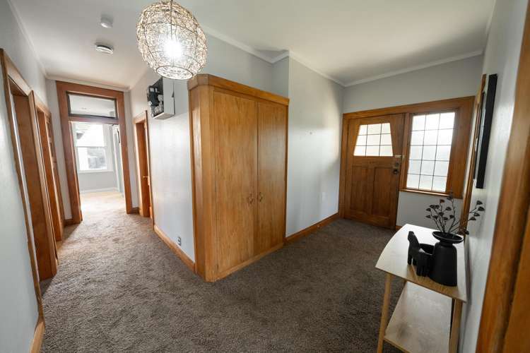 64 Louisa Street Gladstone_19