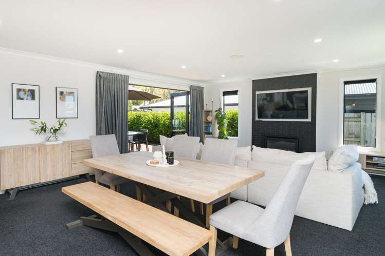 19 Coutts Way Fitzherbert_8