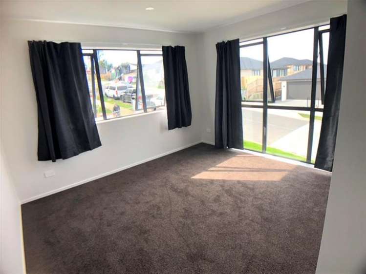 19 Mamuku Drive Massey_8