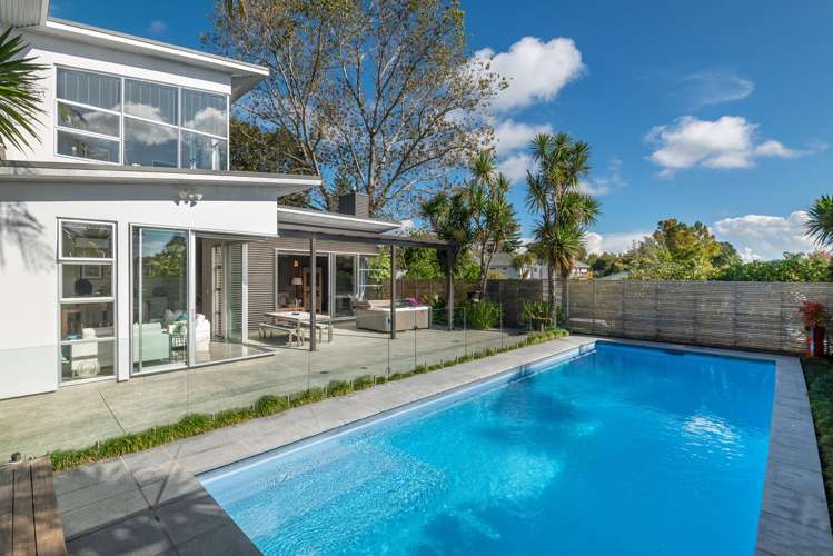 2 Pounamu Avenue Greenhithe_21