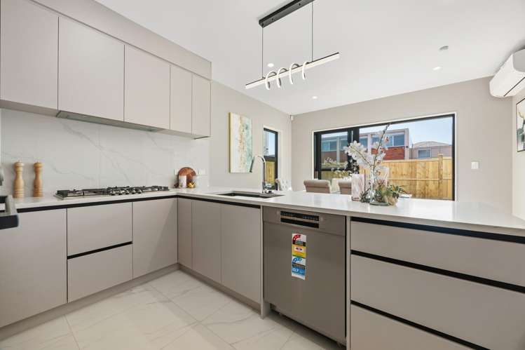 60B Hutchinsons Road Bucklands Beach_7