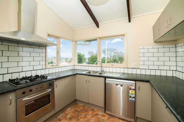 2/145 White Swan Road Mount Roskill_3