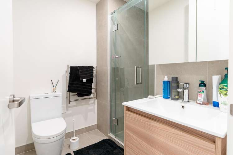 203/10 Alpha Street Te Aro_12