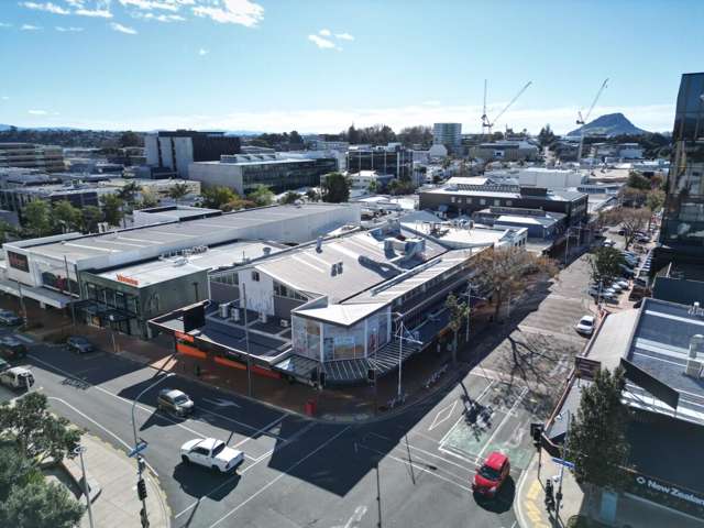 Unit 7, 109 Devonport Road City Centre_3