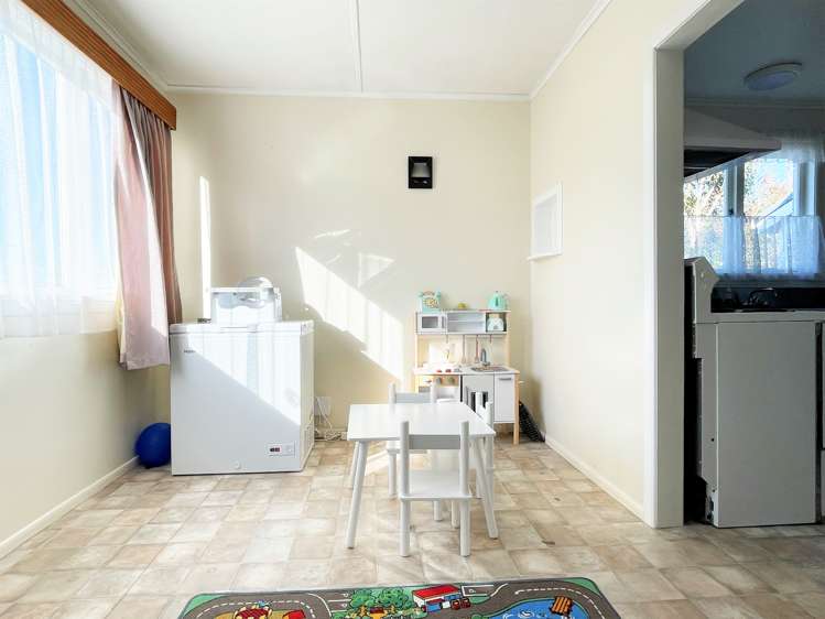 9 Blucks Road_5