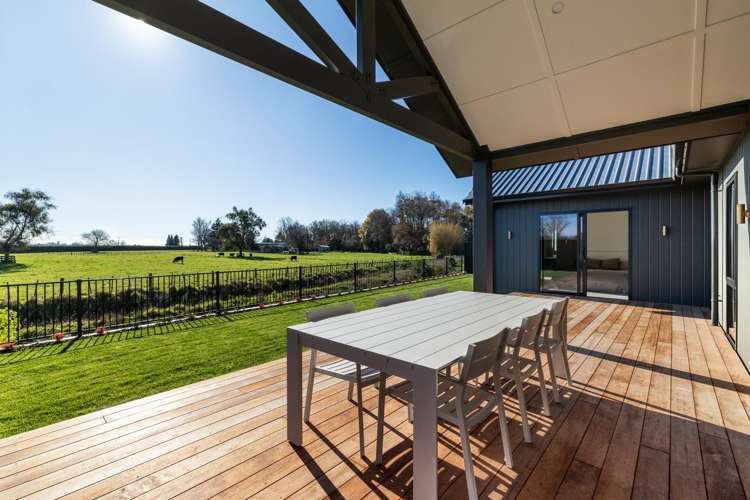 33 Crombie Avenue Havelock North_17