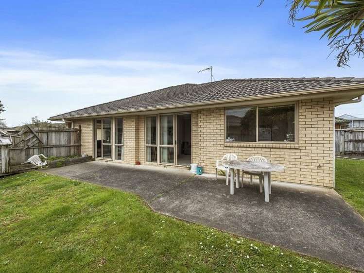 3 Nobleman Place Hamilton East_12