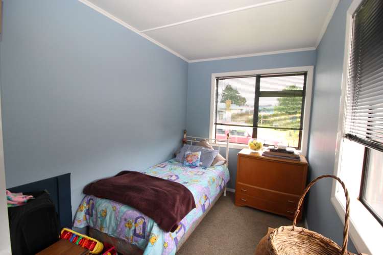 69 Burgoyne Street Woodville_13