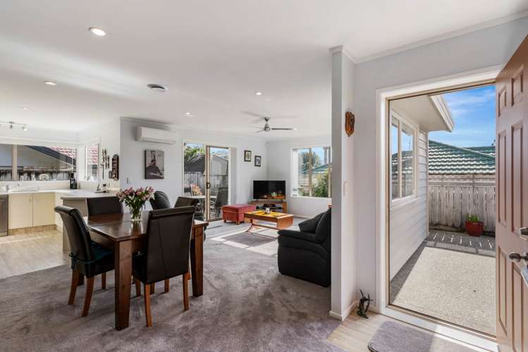 17 Angel Way Stanmore Bay_10