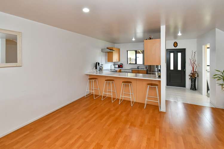 4/16 Yang Place Papakura_5