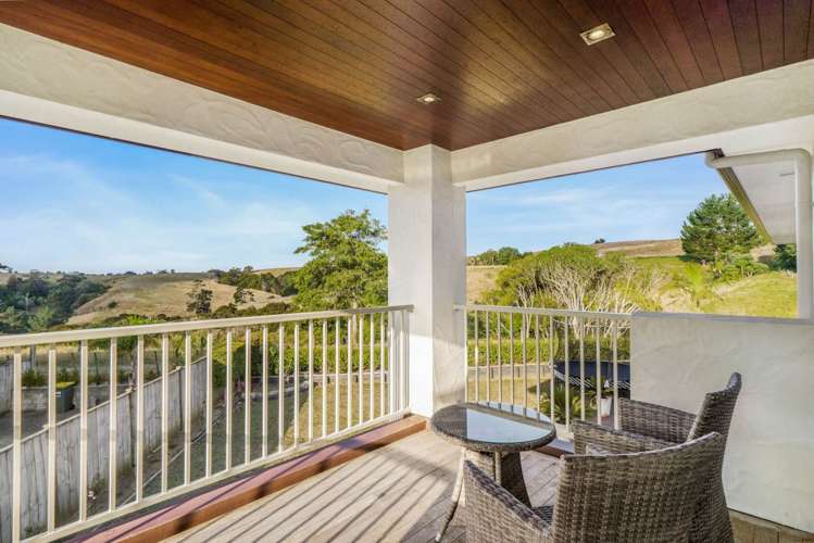 16 Fairhill Place Flat Bush_13