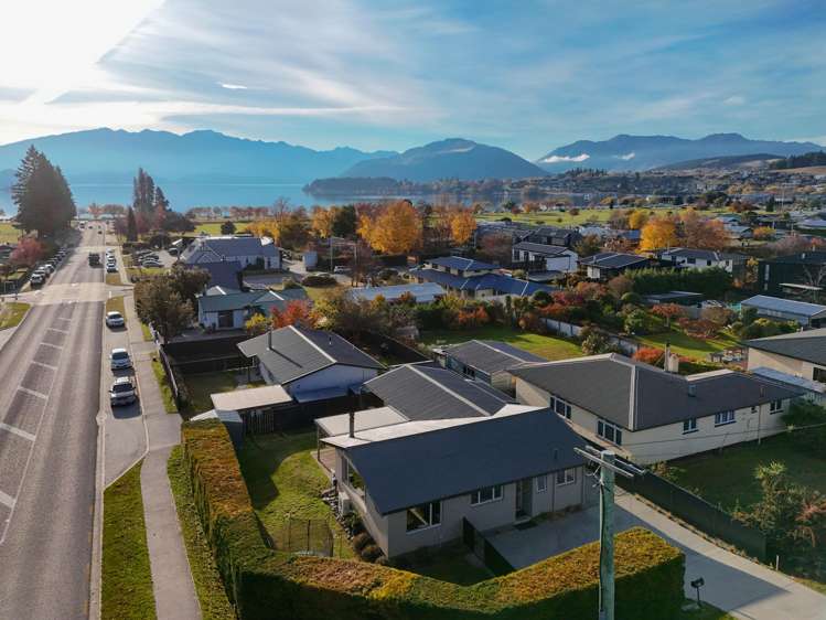 165 Warren Street Wanaka_24