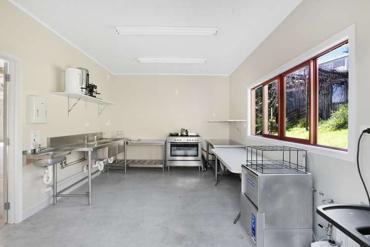 240 Monowai Road Wainui_15