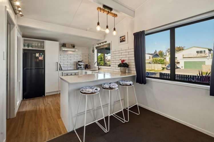 11 Browning Crescent Owhata_3