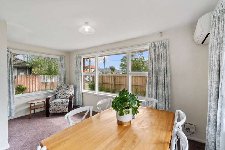 39 Lake Terrace Road Burwood_5