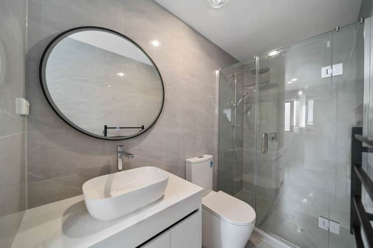 7 Whata Street Clarks Beach_28