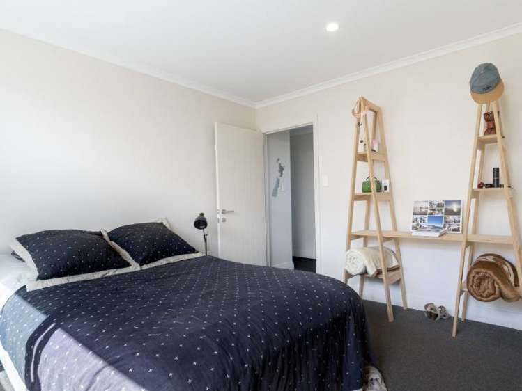 48 Landing Drive Pyes Pa_19