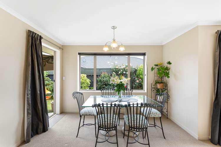 11 Kensington Place Springlands_5
