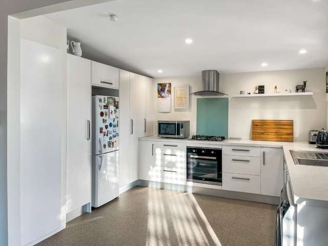 20 Shrimpton Road 2128_4