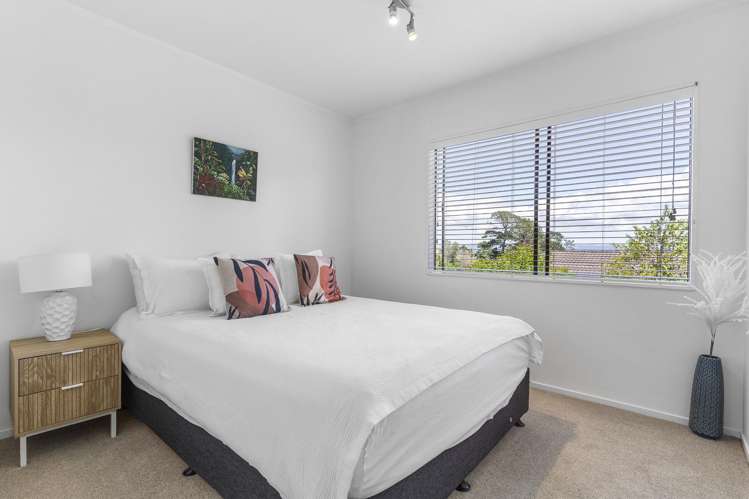 9 Sispara Place Beach Haven_7