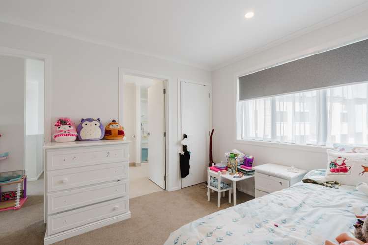 1/18 Pickering Crescent Chedworth_15