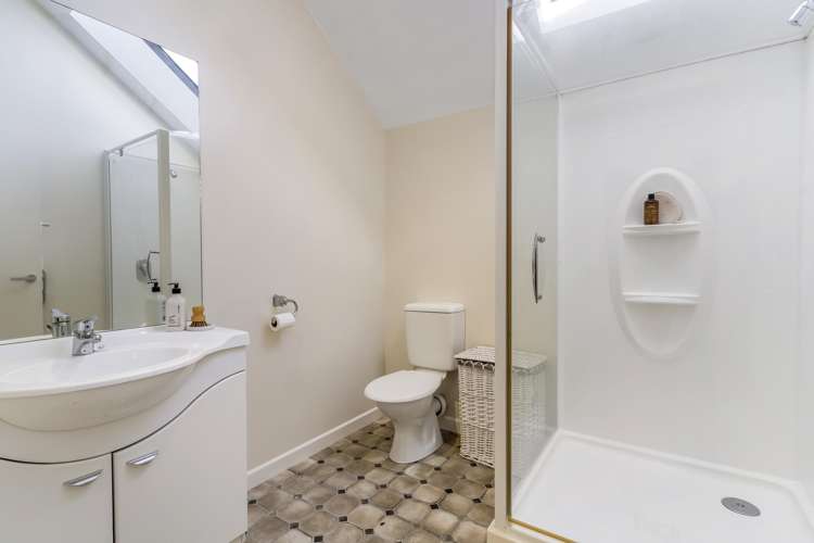 36 and 38 O'Brien Road Winton_24