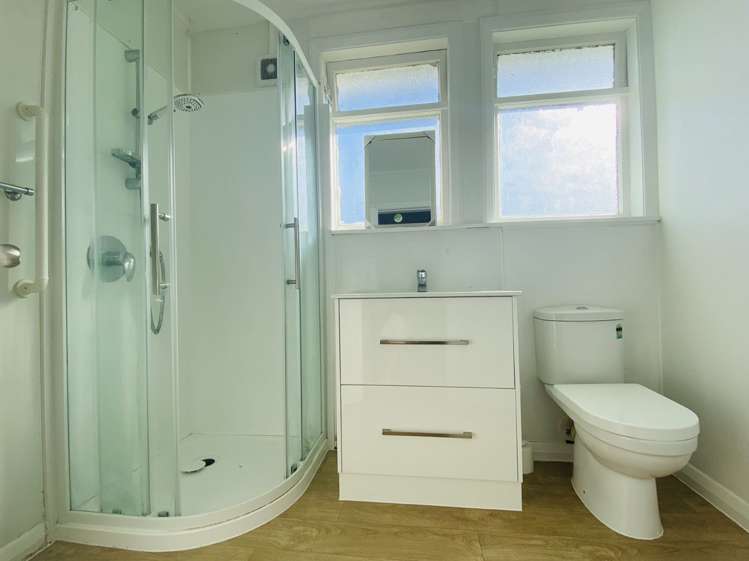 42 Caen Road Panmure_10