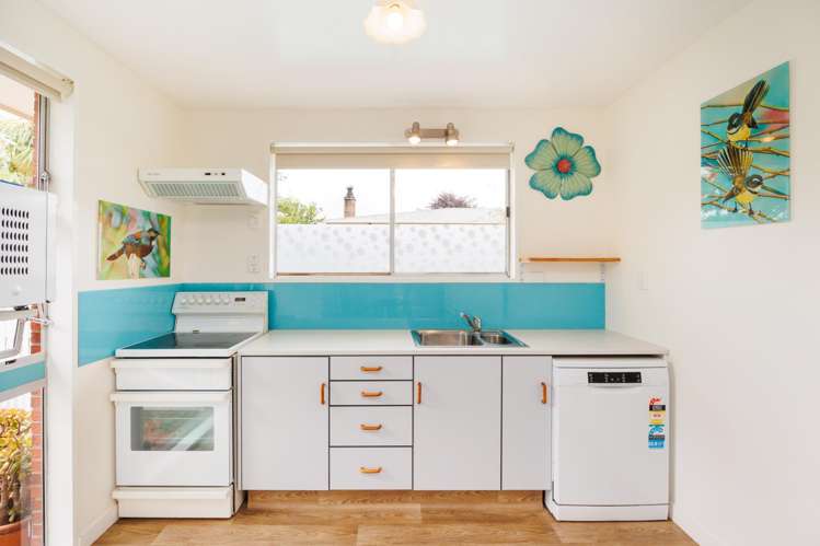 2/361 Botanical Road West End_9