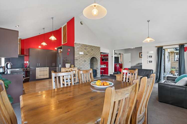 44 Heron Avenue East Matua_3