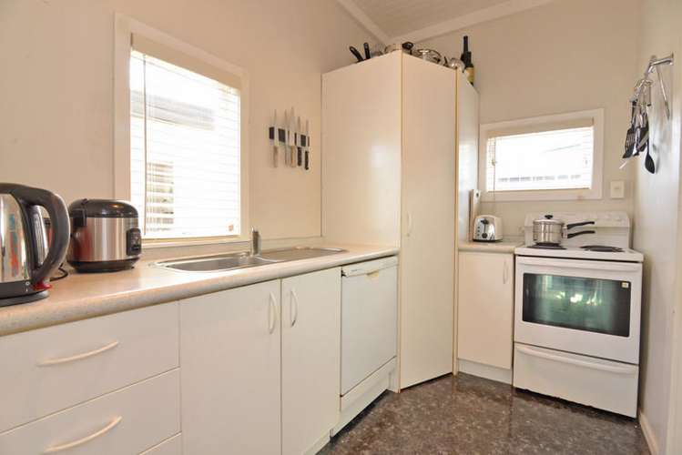 1/6 Craigbank Avenue New Lynn_5