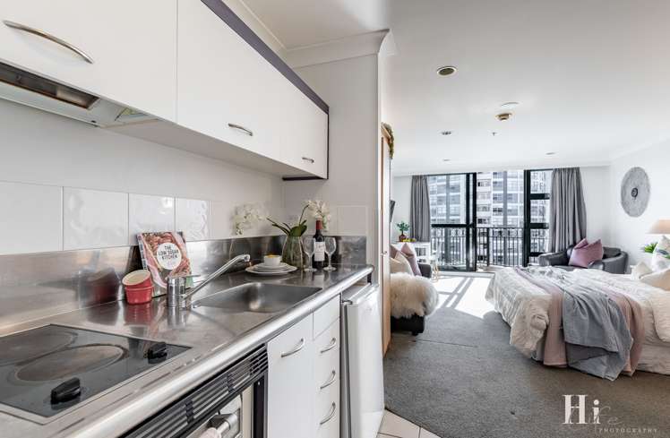 6d/100 Greys Avenue Auckland Central_5