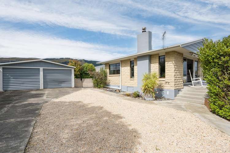 8 Challies Way Richmond_19