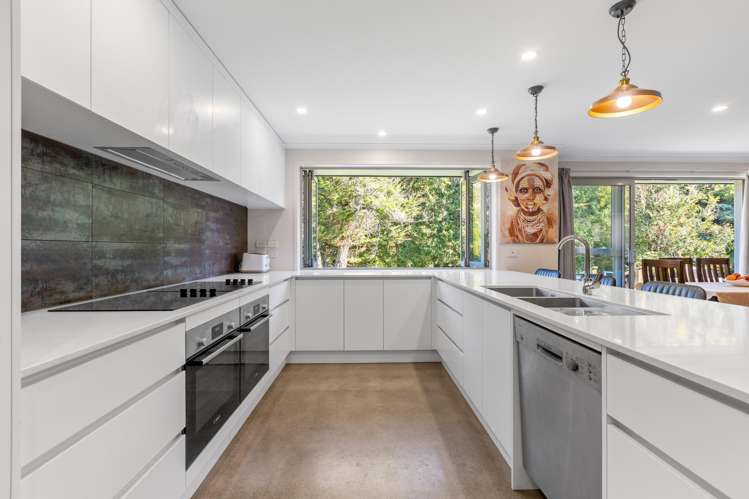 6 Kohatu Boulder Way_0