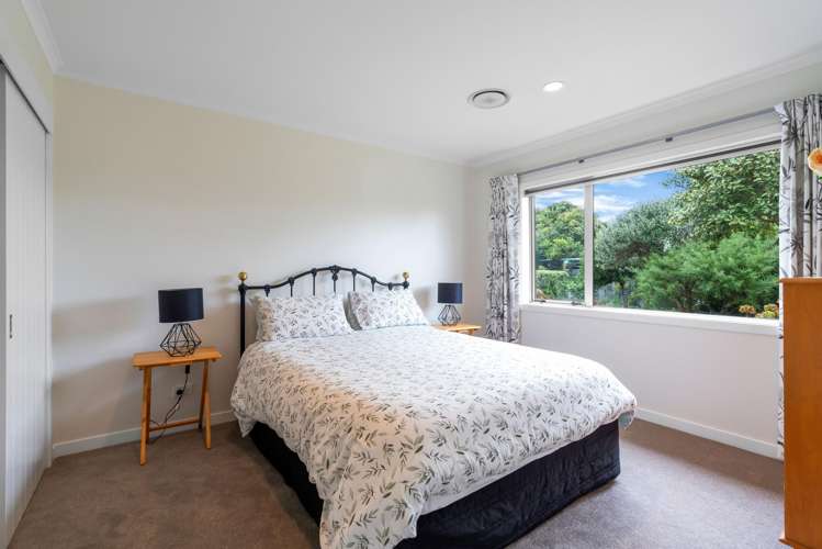 11 Byron Brown Place Otaki Beach_13