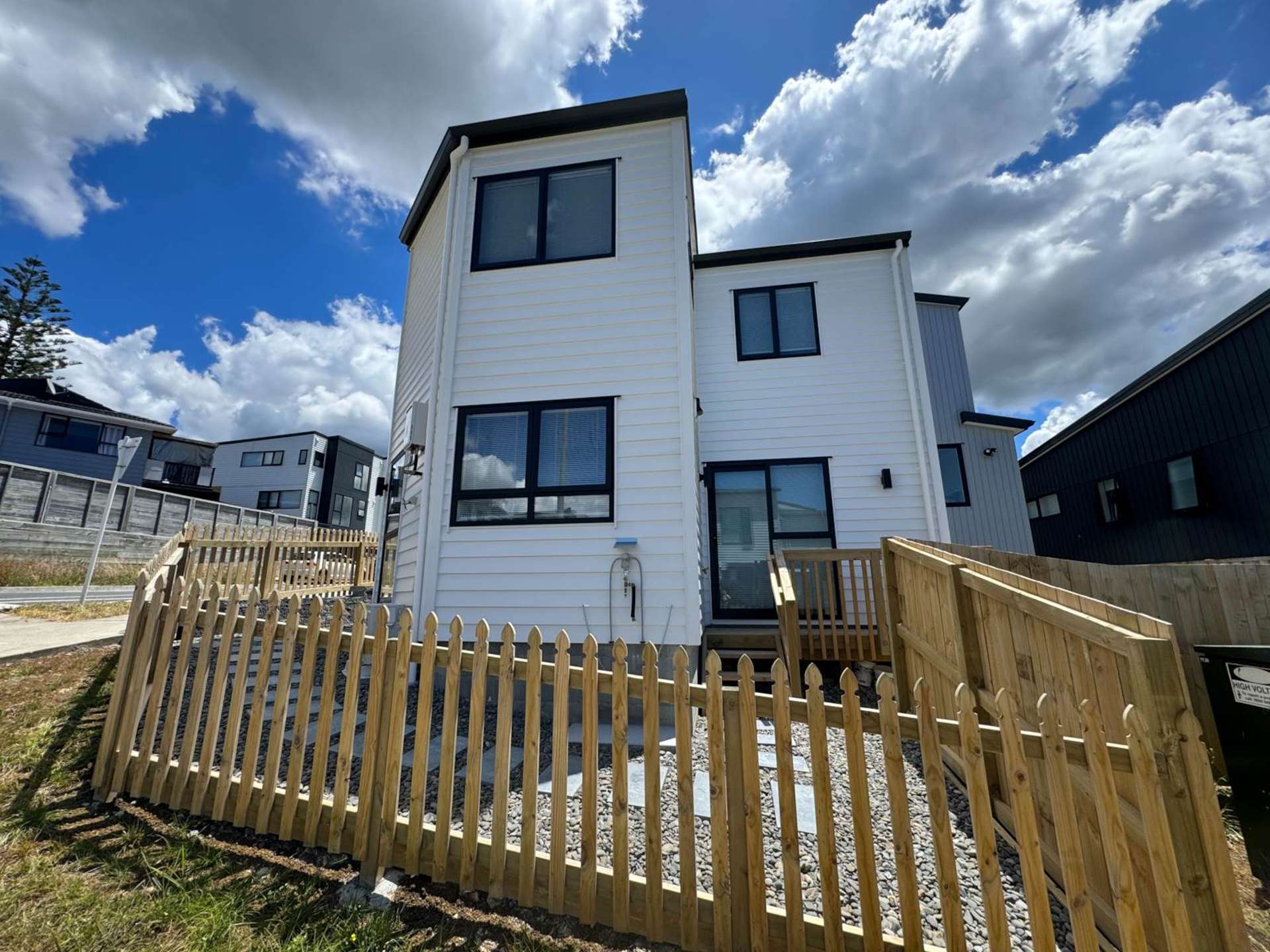 2A Paina Crescent Massey_0