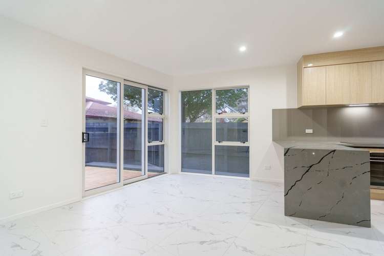 14 Sunlands Drive Manurewa_9
