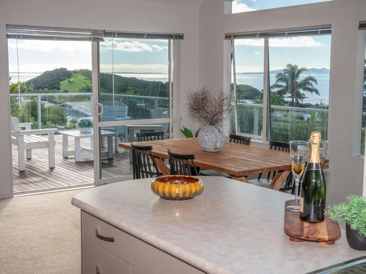 11 Christine Drive Coopers Beach_9