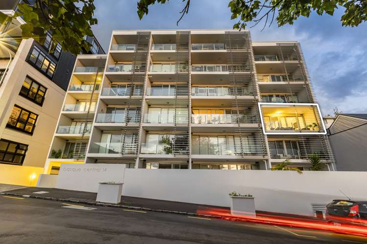 2a/14 Exmouth Street Eden Terrace_18