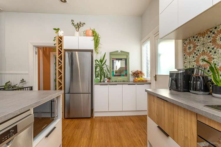 51 Avenue Road West End_8