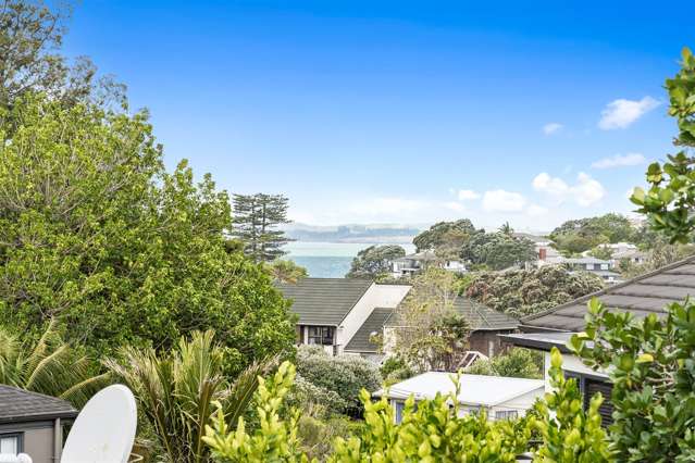 1/10 Channel View Road Campbells Bay_2