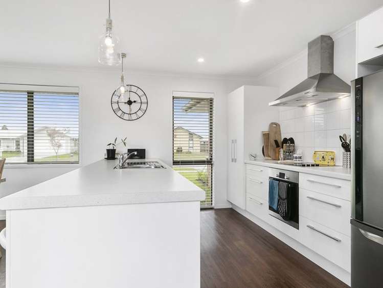 37 West Thompson Street Leamington_5