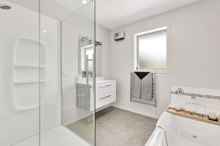 1 Criffel Place Luggate_12