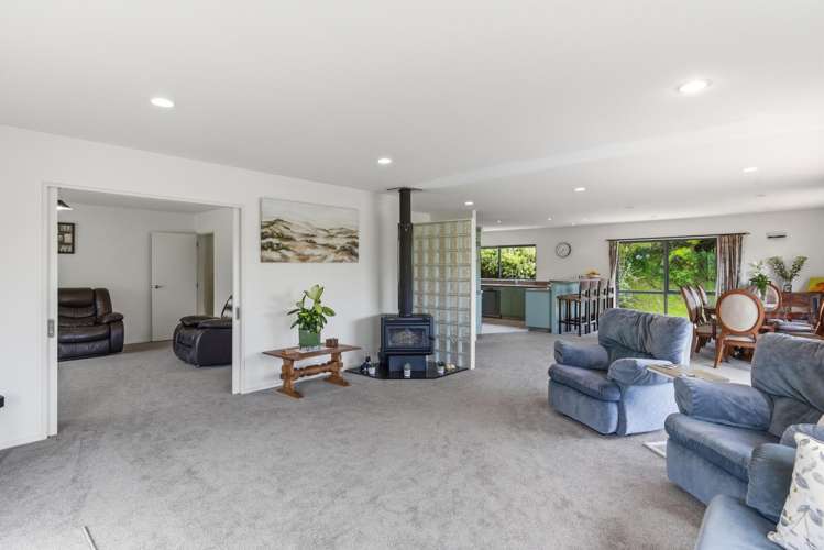 84 Derham Road Te Horo_9