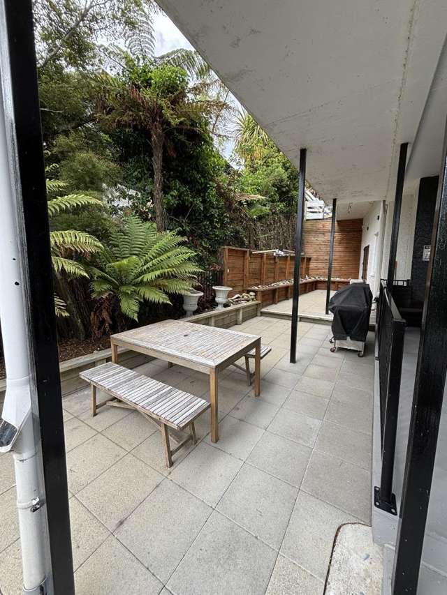 Spacious 2-Bedroom, furnished Apartment for Rent in Hilltop, Taupo