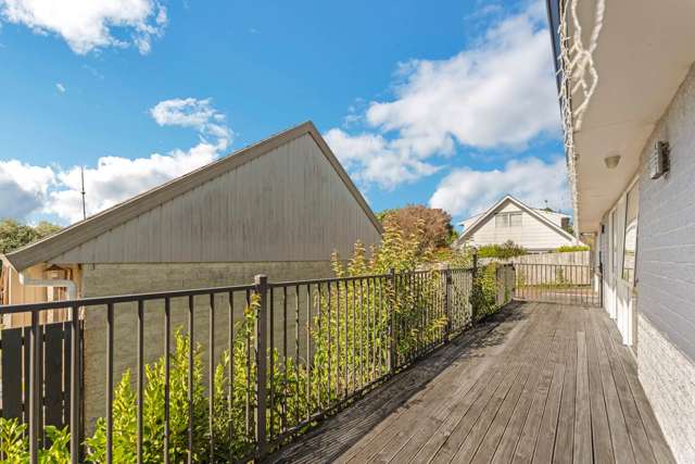 2/31 Ashdown Place Pahurehure_1