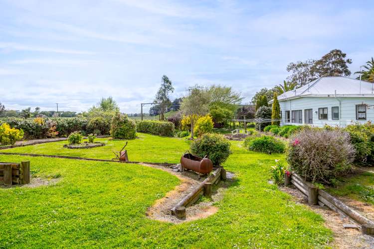 168 Range Road Woodville_9